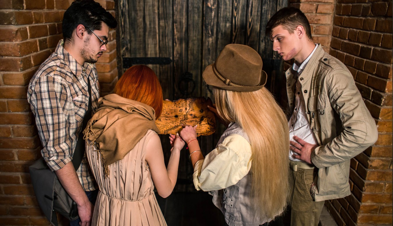 Куди піти краще, в кінотеатр або в квест кімнату Київ?